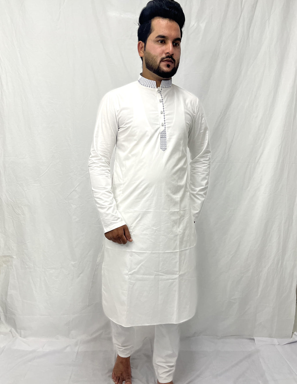 White embroidery kurta with ban collar embroidery